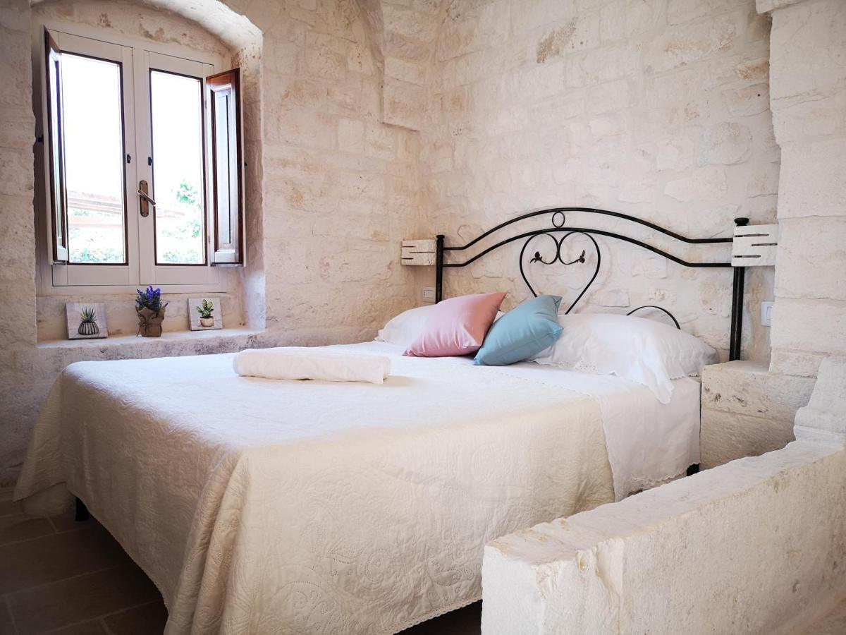 Trulli Stett Guest House ชิสแตร์นีโน ภายนอก รูปภาพ