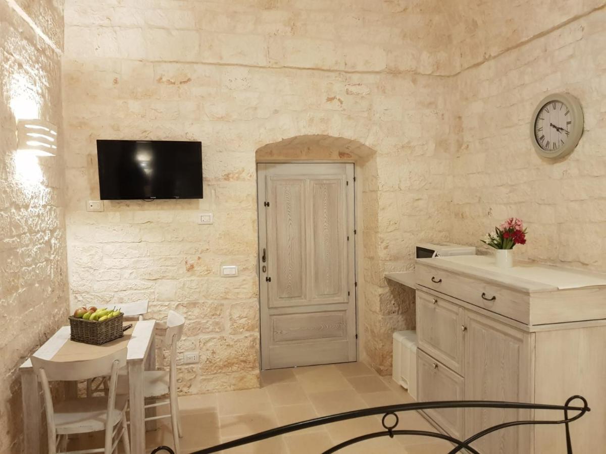 Trulli Stett Guest House ชิสแตร์นีโน ภายนอก รูปภาพ